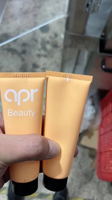 De Buis van de handroom Zachte het Vullen Verzegelende de Lotionslang van de Machineshampoo