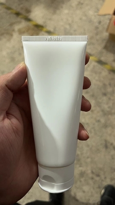 De Buis van de handroom Zachte het Vullen Verzegelende de Lotionslang van de Machineshampoo