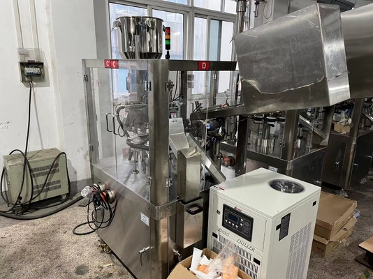 De Vullende & Verzegelende Machine van de beste Prijs Automatische Zachte Buis, Tandpastabuis het Vullen verzegelende Machine, Room het Vullen Machine