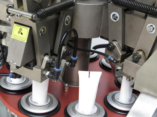 Automatische zachte plastic buis vullende en verzegelende van de de roombuis van het machinealuminium kosmetische de tandpastabuis het vullen machine