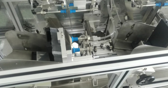 1.2KW gezichtsmaskerknipsel die Automatische Niet-geweven van de Verpakkingsmachine 0.6MPA vouwen