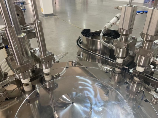Automatische voorgevulde injectiespuitvulmachine 1088*858*1800mm