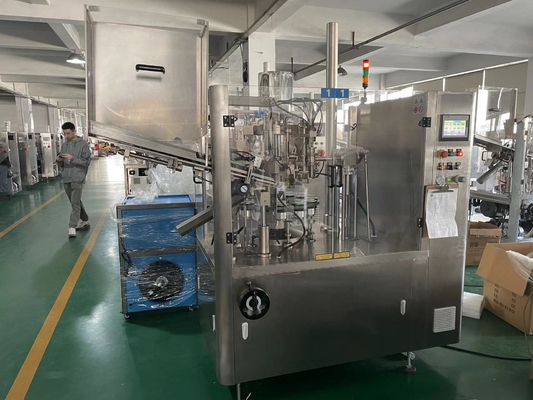 Semi-automatische machine voor het vullen en afdichten van pasta's met een nauwkeurigheid van ± 1% en een PLC-besturingssysteem