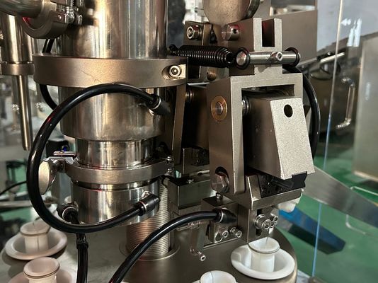 Automatische zachte plastic buis vullende en verzegelende van de de roombuis van het machinealuminium kosmetische de tandpastabuis het vullen machine