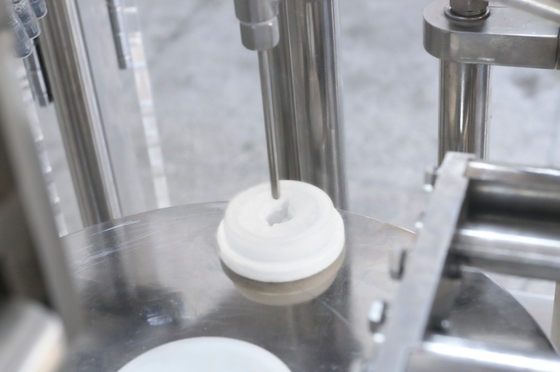 Aseptic Automatic Disposable Glass Prefilled Bubble Free Syringe Filling Machine (Aseptic Automatic Disposable Glass Prefilled Bubble Free Syringe Filling Machine) is een machine die voor eenmalig gebruik met glas voorvullen van bubbelvrije injectiespuiten gebruikt.