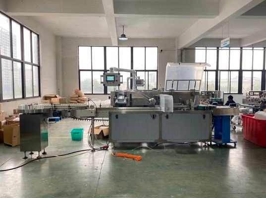 Verpakkingsmachine voor parfumflessen, kartonnen dozen