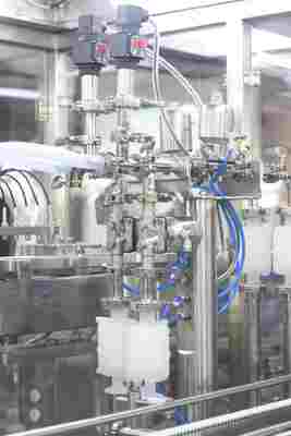 Injectie spuitvulmachine voor tandpatroon Vloeibare gel vul- en afdichtmachine