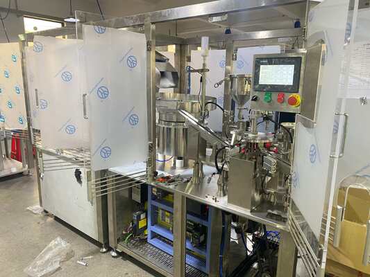 Veterinaire voedingsmiddelen injectiespuitvulmachine