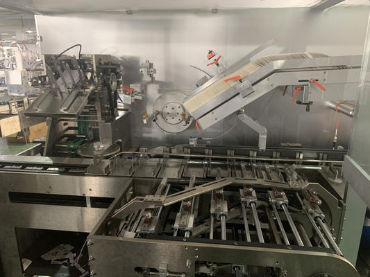 PLC Ononderbroken Kartonnerende Machine van de geneeskunde de kartonnerende Lijn Met elkaar verbonden Deur