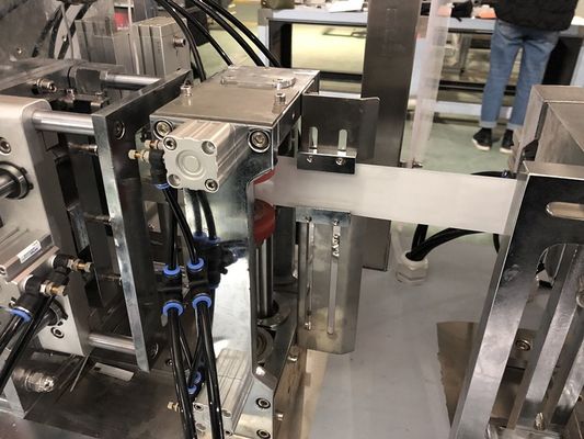 CPP-Film het Enige Verpakking nat veegt Vouwen verpakkende Machine 120bags/Min af, veegt de handdoek productielijn af