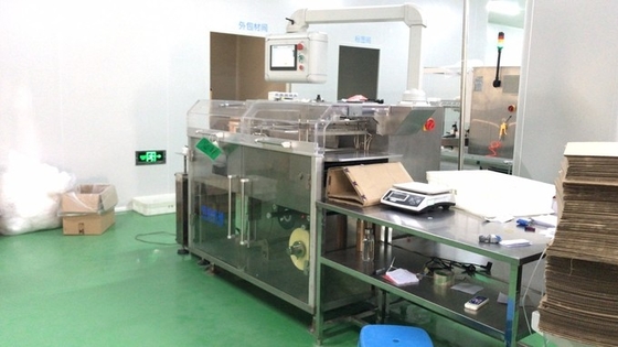 Automatische Poker Parfum Condom Zeep Cosmetische Doos BOPP Film Transparante Membraan 3D Verpakking Cellophane Wrapping Machine